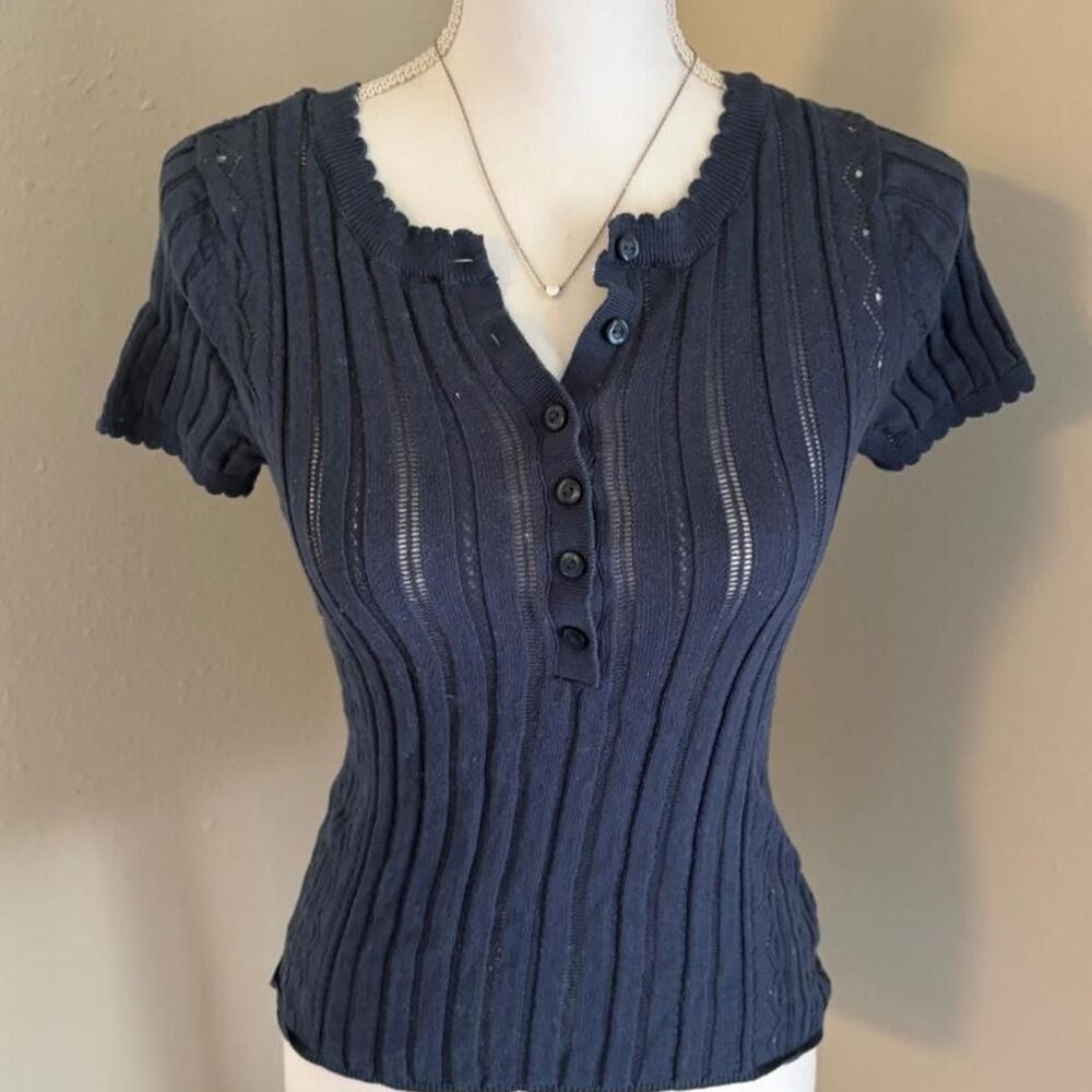 American Eagle Outfitters navy blue ribbed knit button up blouse